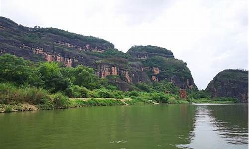 龙虎山风景区详细介绍日记400字_龙虎山风景区详细介绍